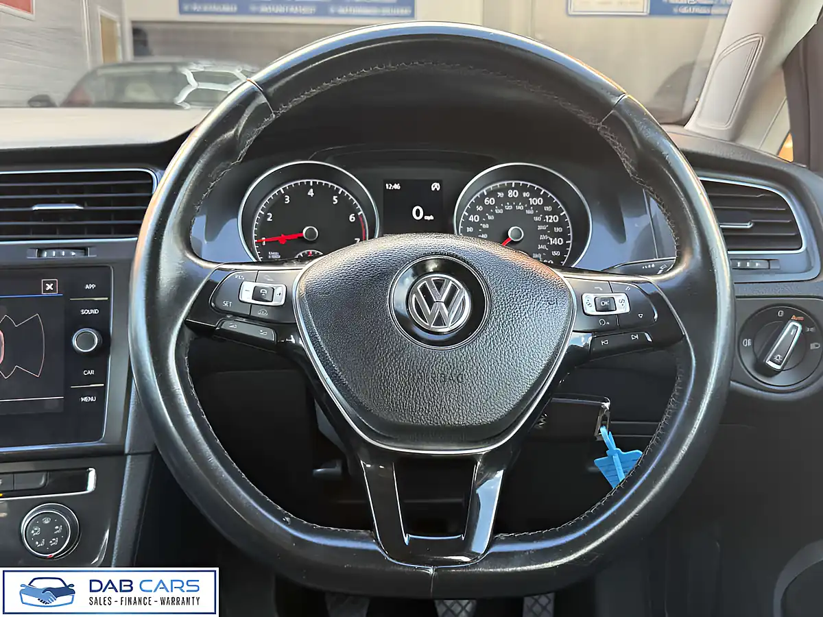 Used 2018 Volkswagen Golf Se Grey - Interior and Exterior details 5