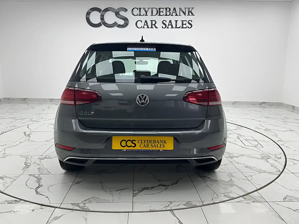 Used 2018 Volkswagen Golf Se Indium Grey - Interior and Exterior details 6