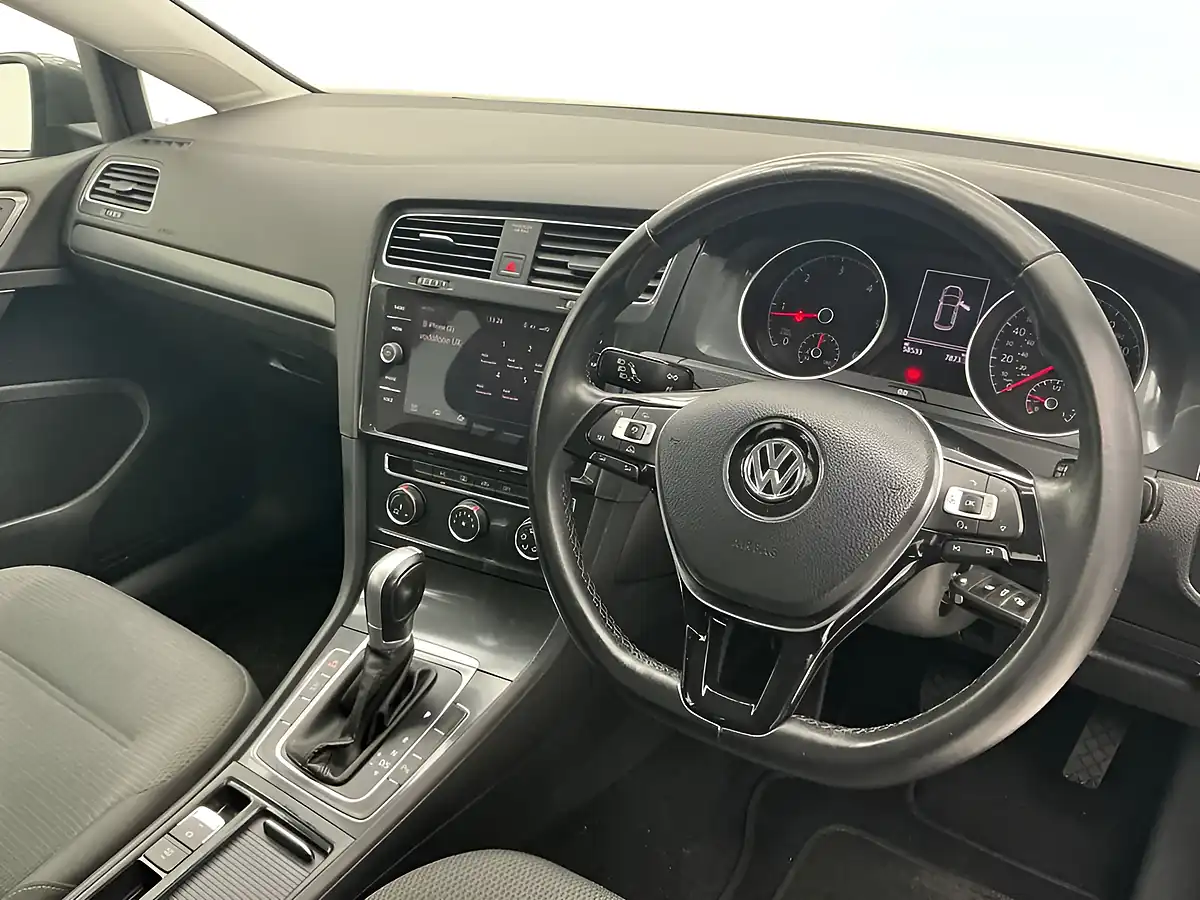 Used 2018 Volkswagen Golf Se Indium Grey - Interior and Exterior details 8