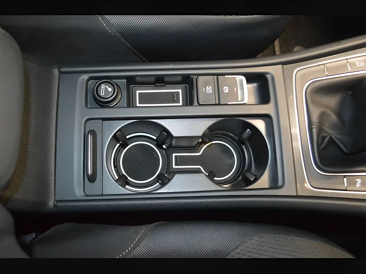 Used 2018 Volkswagen Golf Se Indium Grey - Interior and Exterior details 16