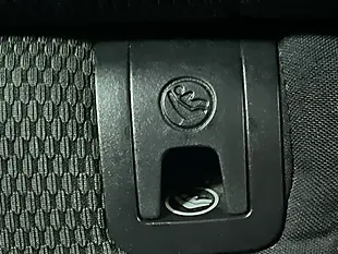 Used 2018 Volkswagen Golf Se Nav Atlantic Blue - Interior and Exterior details 18