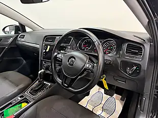 Used 2018 Volkswagen Golf Se Nav Black - Interior and Exterior details 14