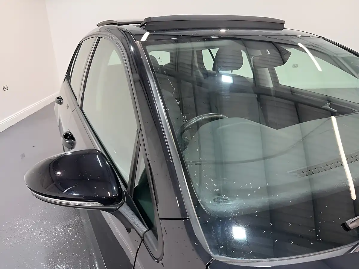 Used 2018 Volkswagen Golf Se Nav Black - Interior and Exterior details 6