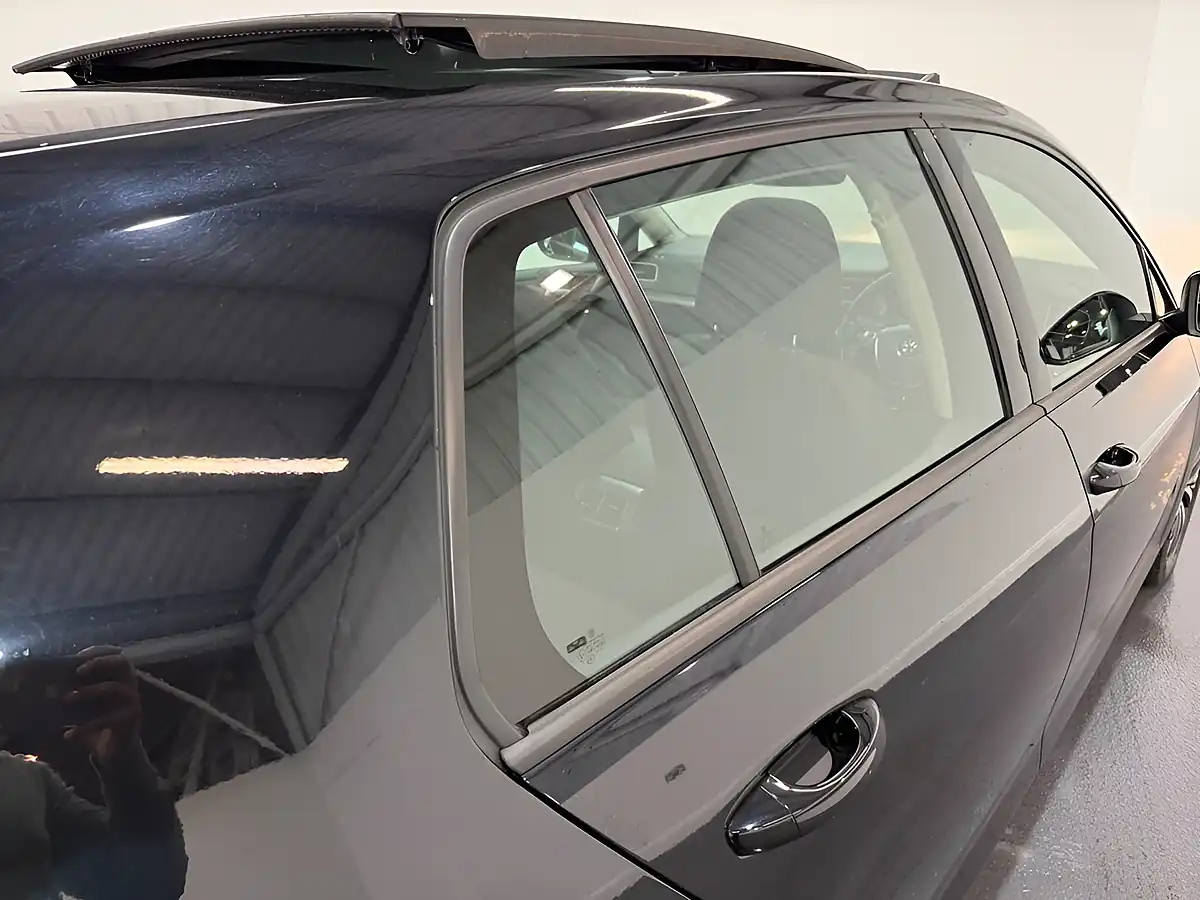 Used 2018 Volkswagen Golf Se Nav Black - Interior and Exterior details 7
