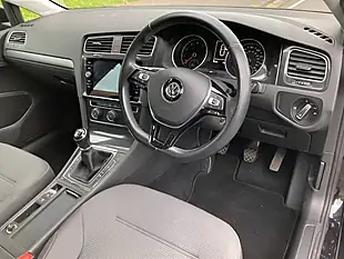Used 2018 Volkswagen Golf Se Nav Black - Interior and Exterior details 14