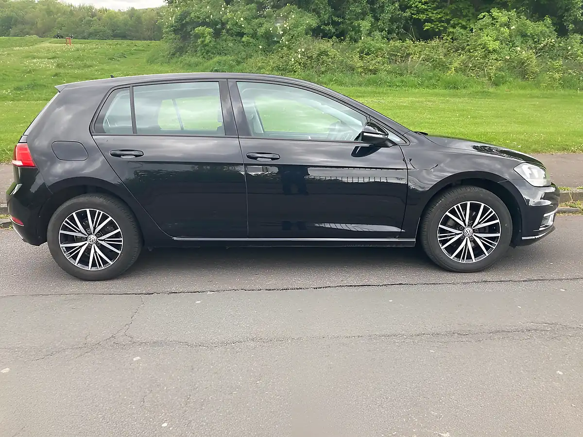 Used 2018 Volkswagen Golf Se Nav Black - Interior and Exterior details 2