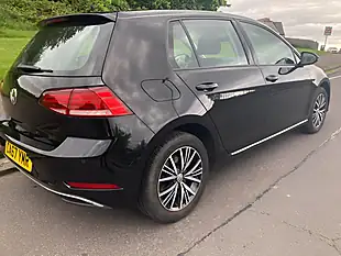 Used 2018 Volkswagen Golf Se Nav Black - Interior and Exterior details 3