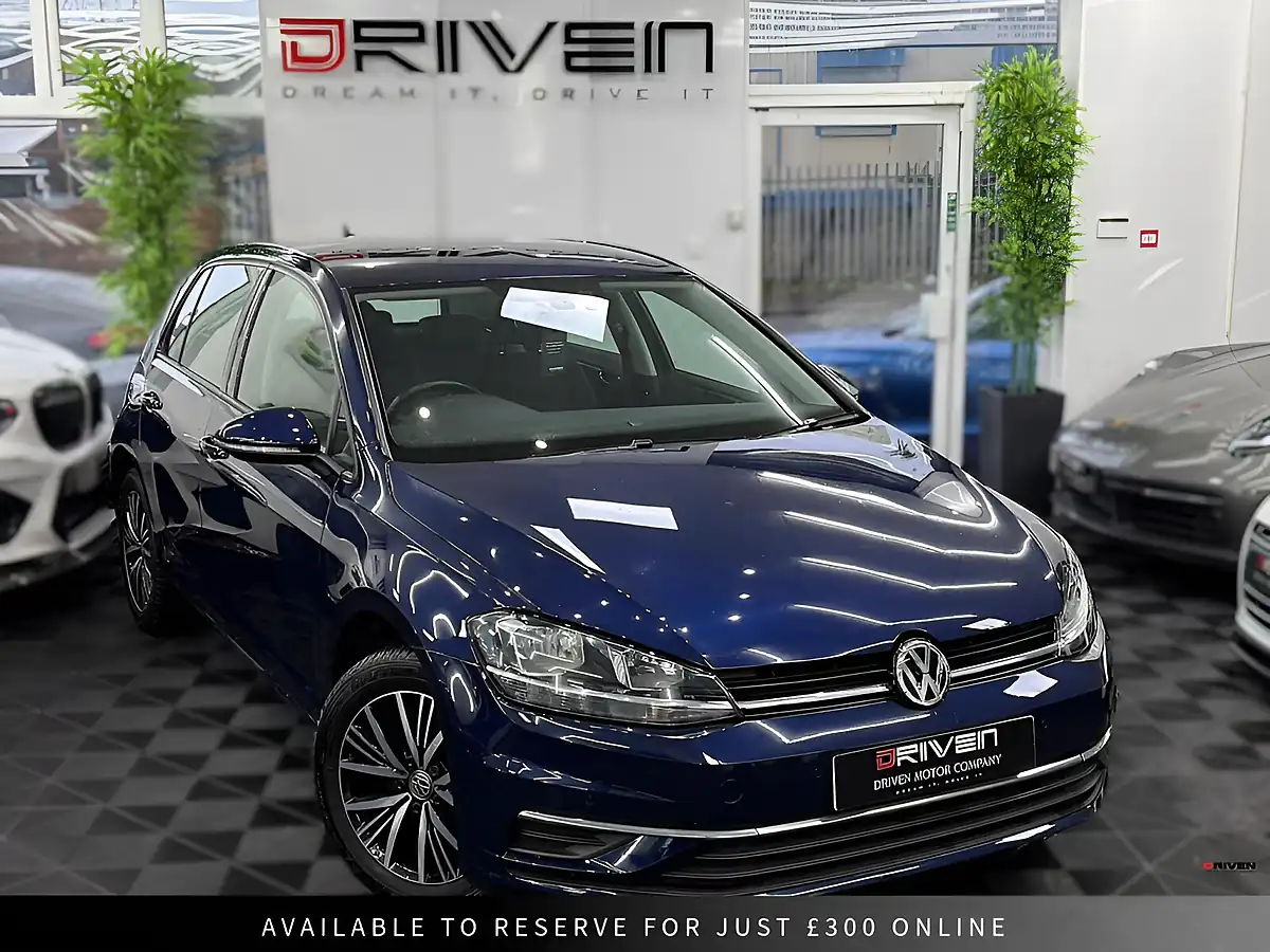 Used 2018 Volkswagen Golf Se Nav Blue - Front View
