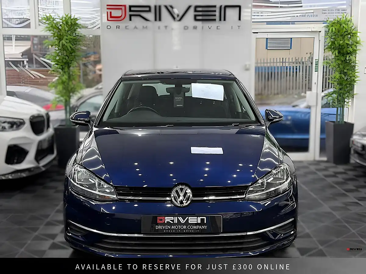 Used 2018 Volkswagen Golf Se Nav Blue - Interior and Exterior details 3