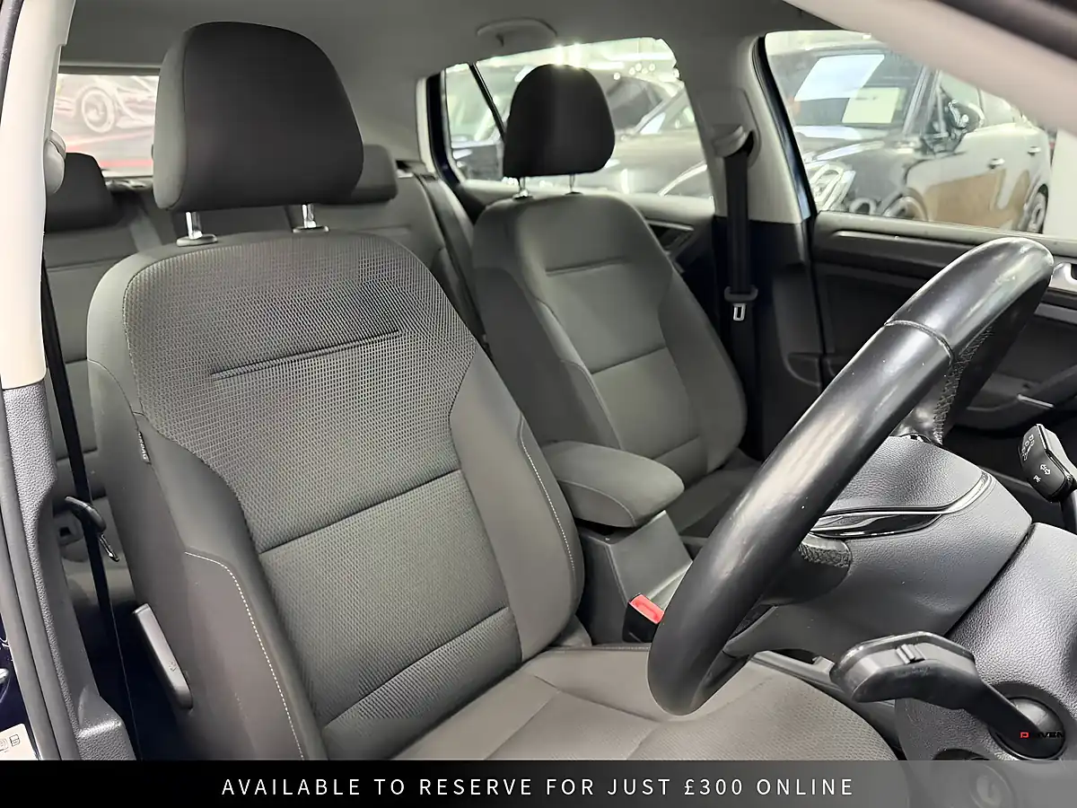 Used 2018 Volkswagen Golf Se Nav Blue - Interior and Exterior details 4