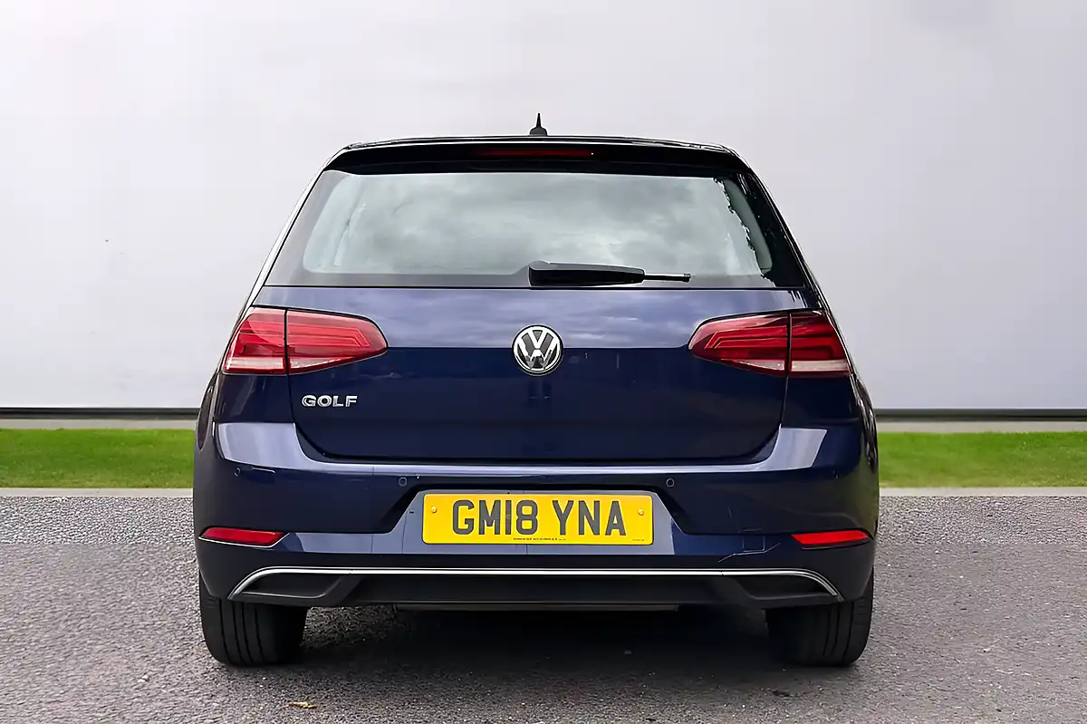 Used 2018 Volkswagen Golf Se Nav Blue - Interior and Exterior details 6