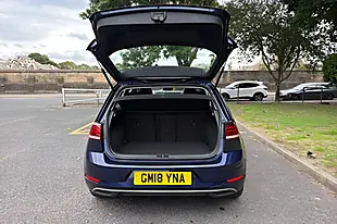 Used 2018 Volkswagen Golf Se Nav Blue - Interior and Exterior details 9