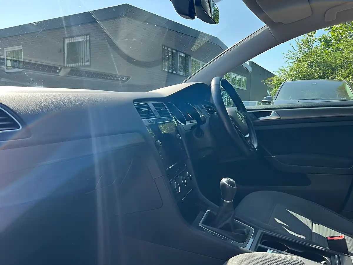 Used 2018 Volkswagen Golf Se Nav Grey - Interior and Exterior details 17