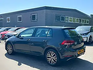 Used 2018 Volkswagen Golf Se Nav Grey - Interior and Exterior details 4
