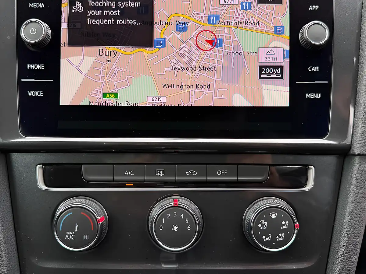 Used 2018 Volkswagen Golf Se Nav Grey - Interior and Exterior details 17