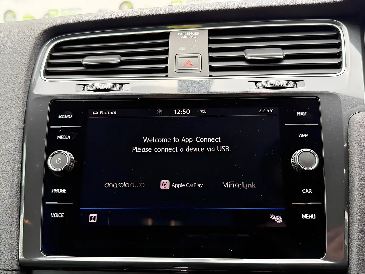 Used 2018 Volkswagen Golf Se Nav Grey - Interior and Exterior details 19