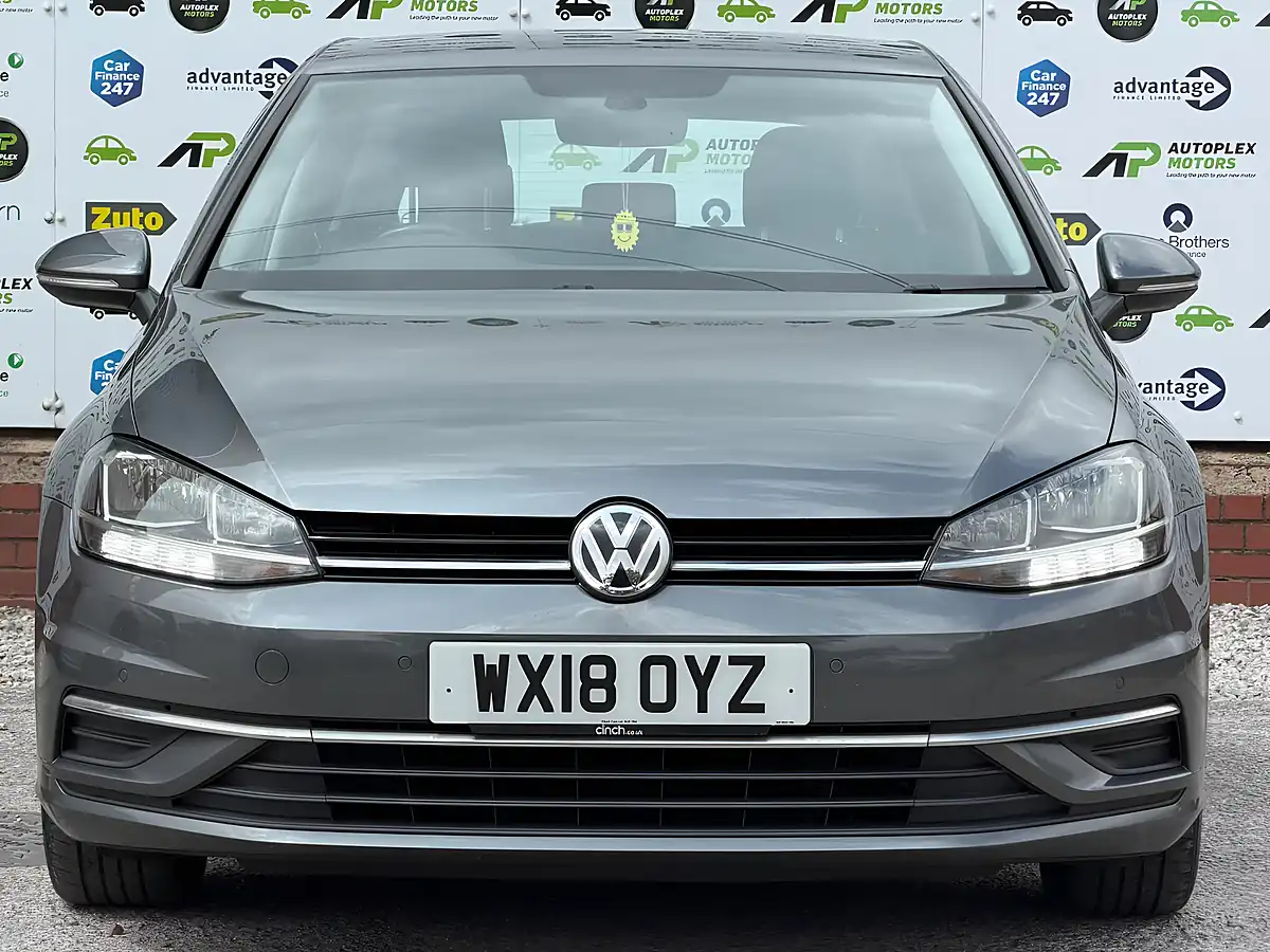Used 2018 Volkswagen Golf Se Nav Grey - Interior and Exterior details 7