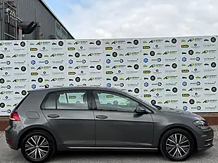 Used 2018 Volkswagen Golf Se Nav Grey - Interior and Exterior details 9