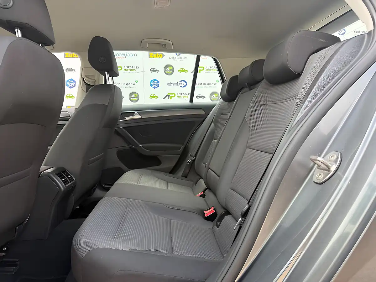 Used 2018 Volkswagen Golf Se Nav Grey - Interior and Exterior details 11