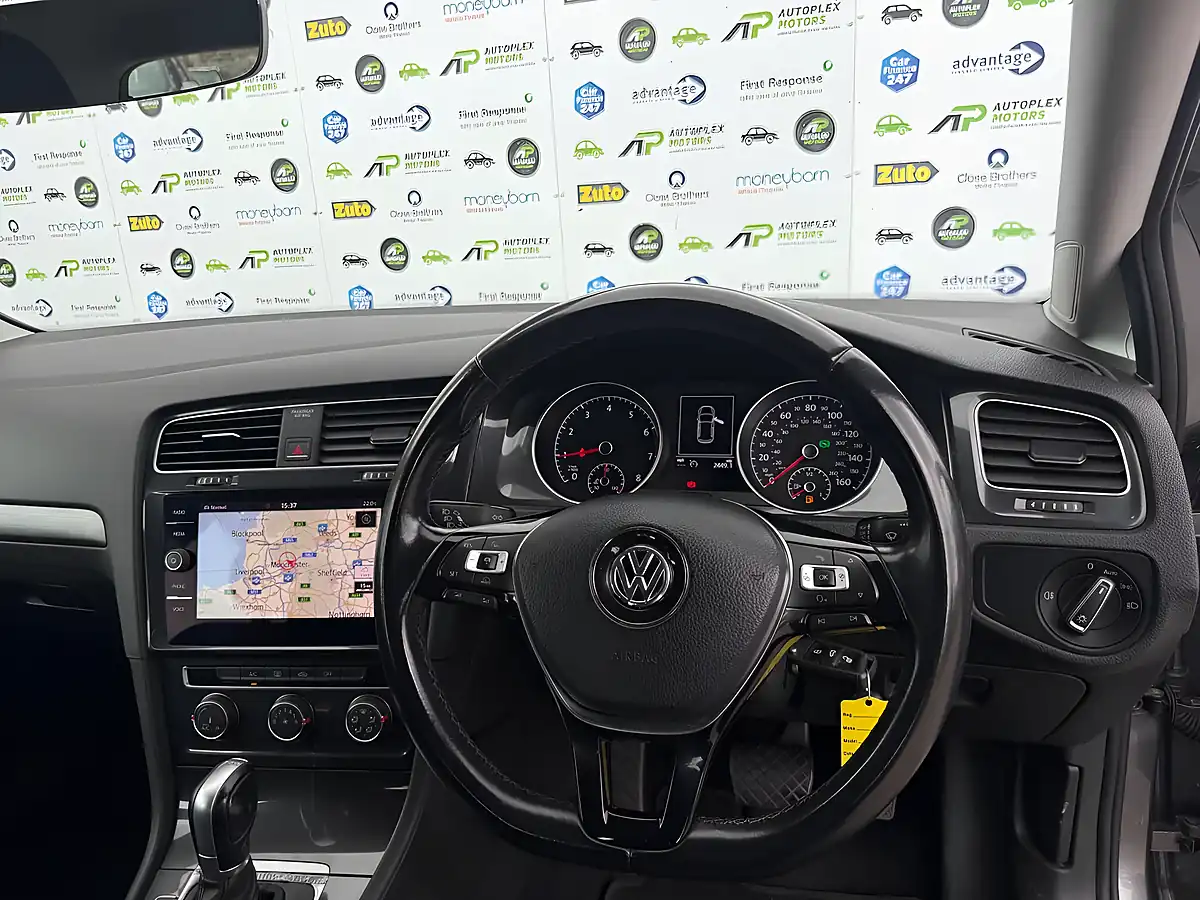 Used 2018 Volkswagen Golf Se Nav Grey - Interior and Exterior details 8