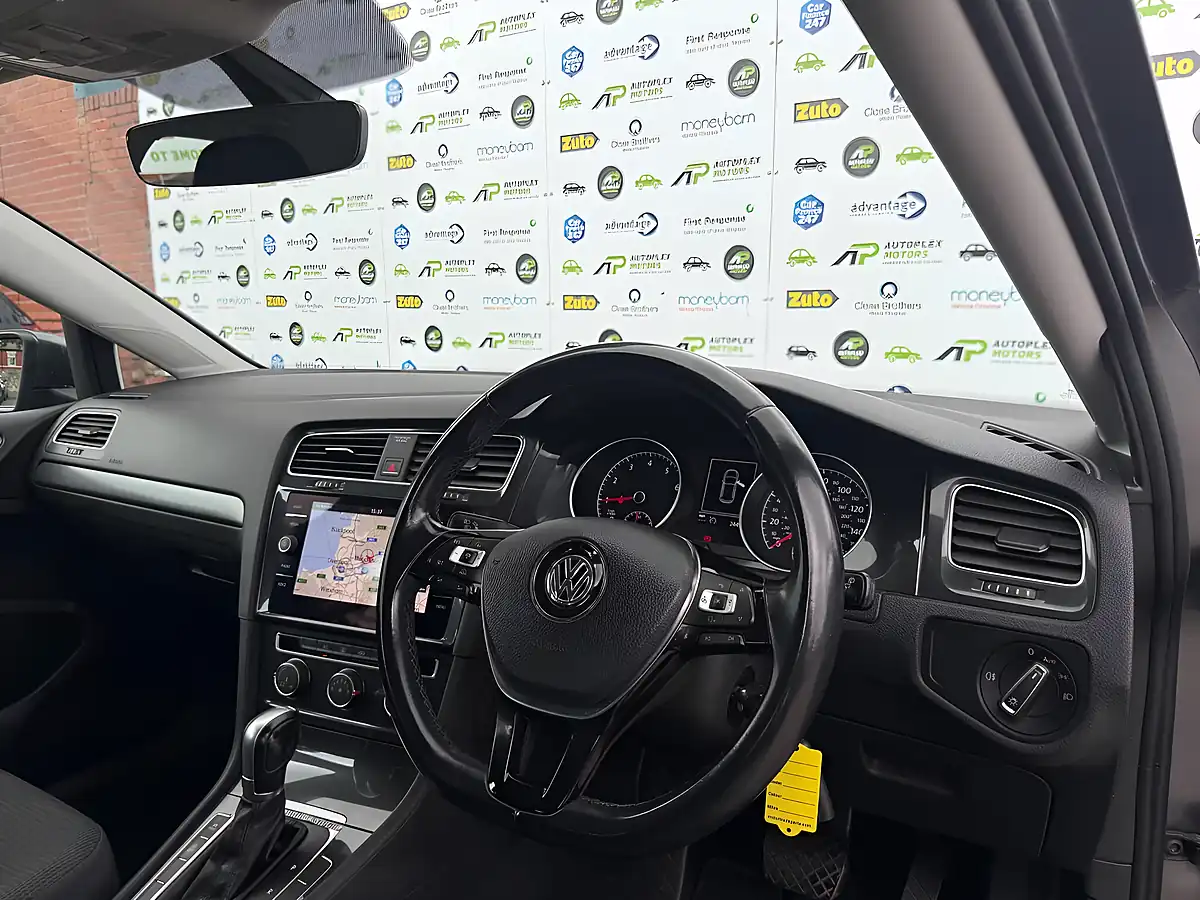 Used 2018 Volkswagen Golf Se Nav Grey - Interior and Exterior details 9