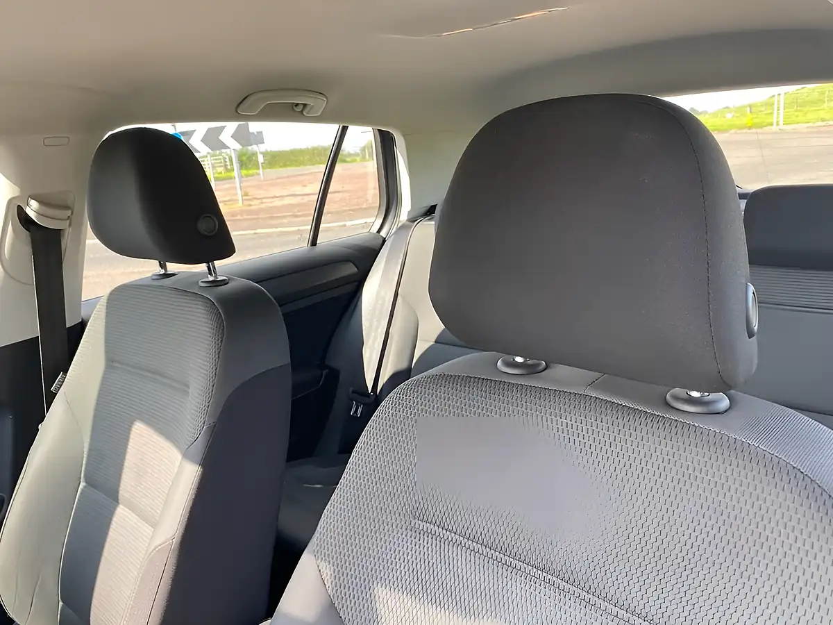 Used 2018 Volkswagen Golf Se Nav Grey - Interior and Exterior details 15