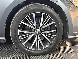 Used 2018 Volkswagen Golf Se Nav Grey - Interior and Exterior details 13