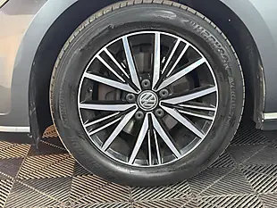 Used 2018 Volkswagen Golf Se Nav Grey - Interior and Exterior details 14