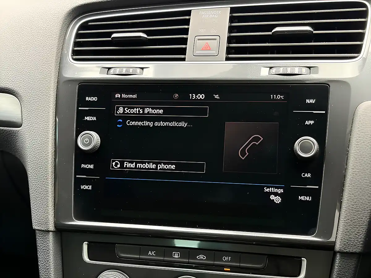 Used 2018 Volkswagen Golf Se Nav Grey - Interior and Exterior details 18