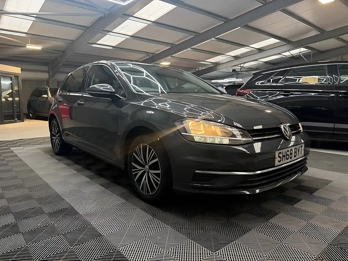 Used 2018 Volkswagen Golf Se Nav Grey - Interior and Exterior details 2