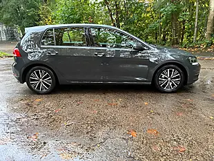 Used 2018 Volkswagen Golf Se Nav Grey - Interior and Exterior details 4