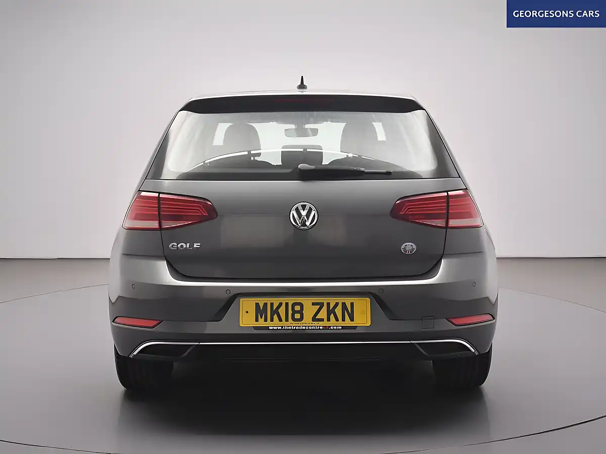 Used 2018 Volkswagen Golf Se Nav Grey - Interior and Exterior details 8