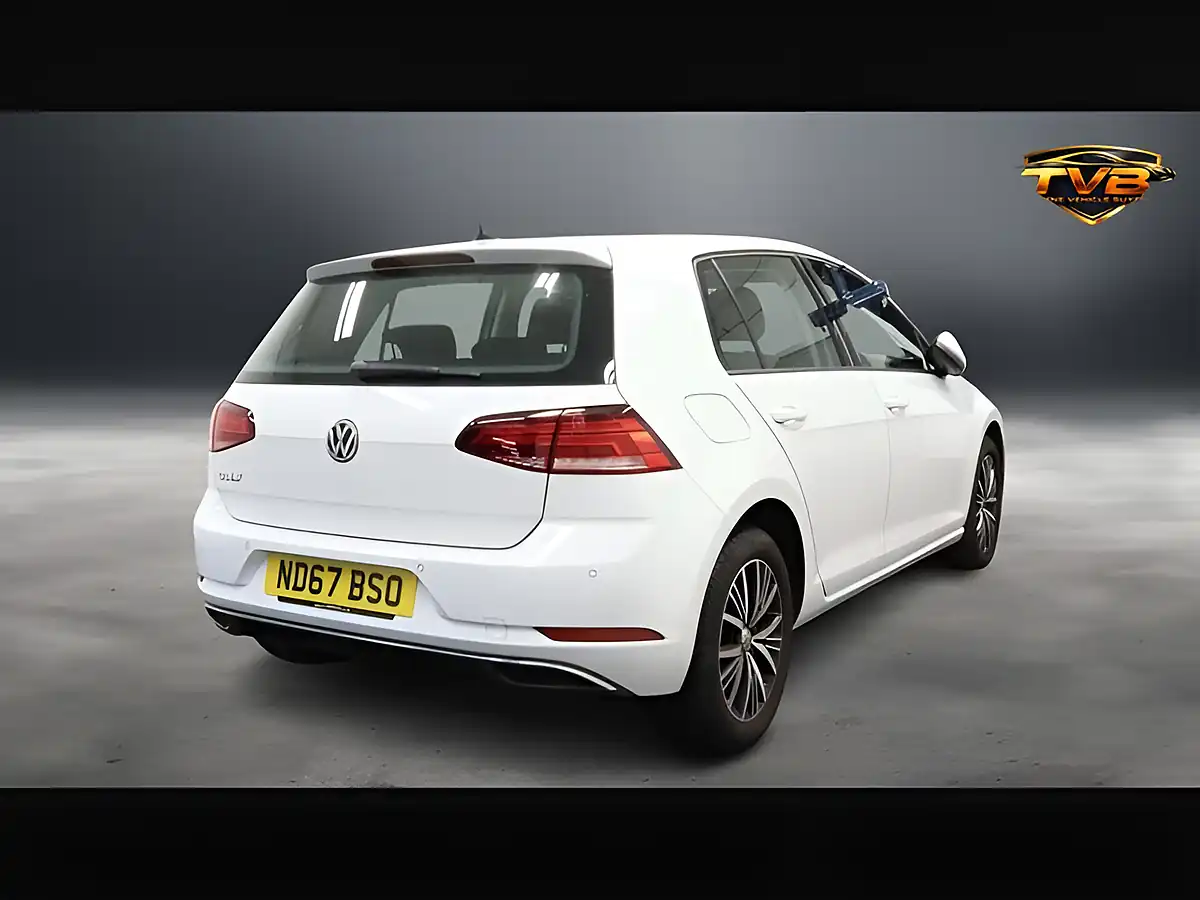 Used 2018 Volkswagen Golf Se Nav Pure White - Interior and Exterior details 3