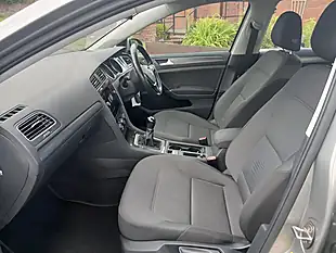 Used 2018 Volkswagen Golf Se Nav Silver - Interior and Exterior details 15