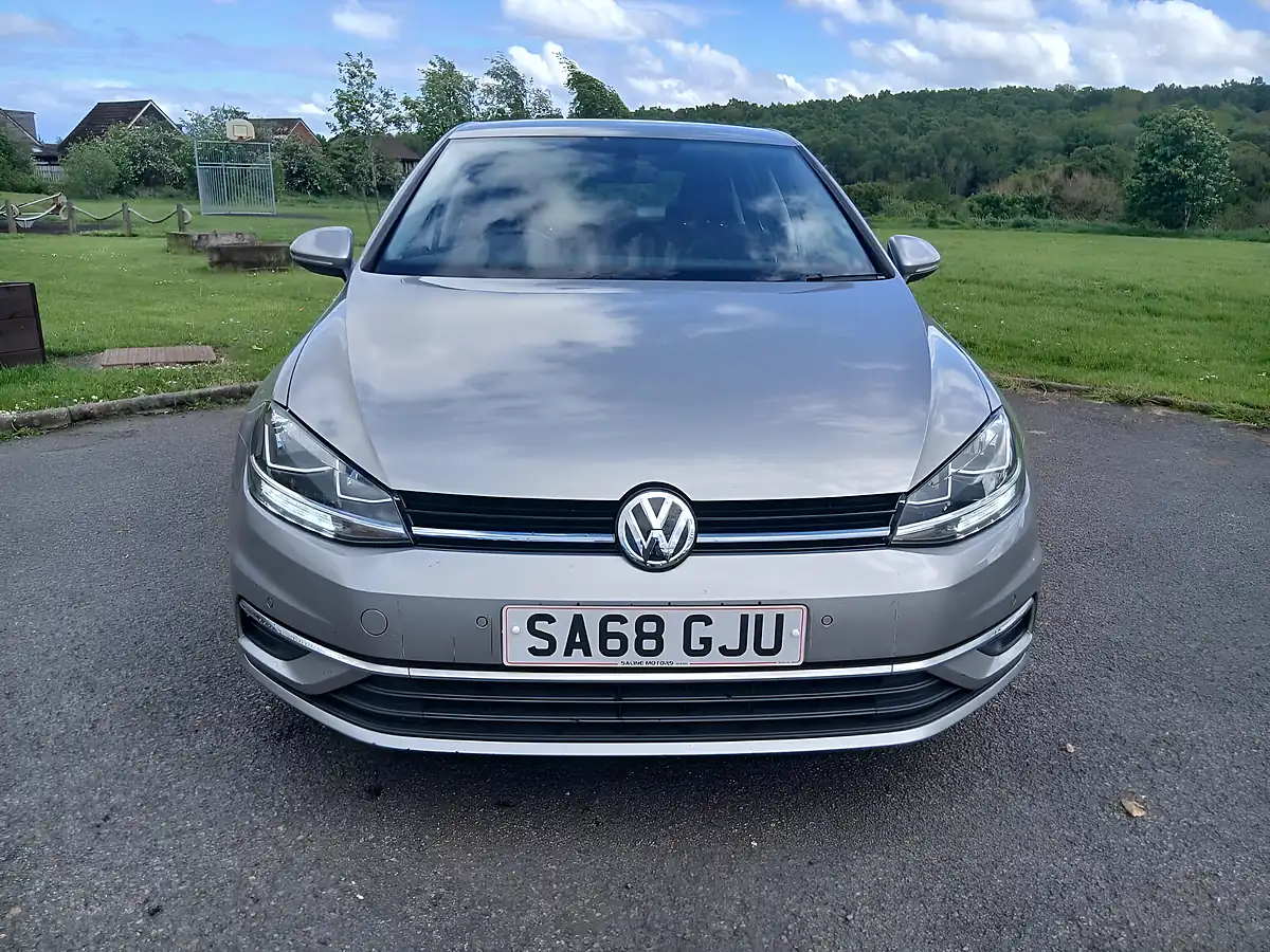 Used 2018 Volkswagen Golf Se Nav Silver - Interior and Exterior details 2
