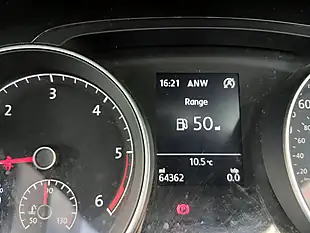 Used 2018 Volkswagen Golf Se Nav Silver - Interior and Exterior details 9