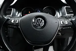 Used 2018 Volkswagen Golf Se Nav Silver - Interior and Exterior details 13