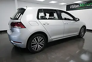 Used 2018 Volkswagen Golf Se Nav Silver - Interior and Exterior details 4