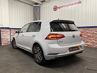 Used 2018 Volkswagen Golf Se Nav Silver - Interior and Exterior details 11