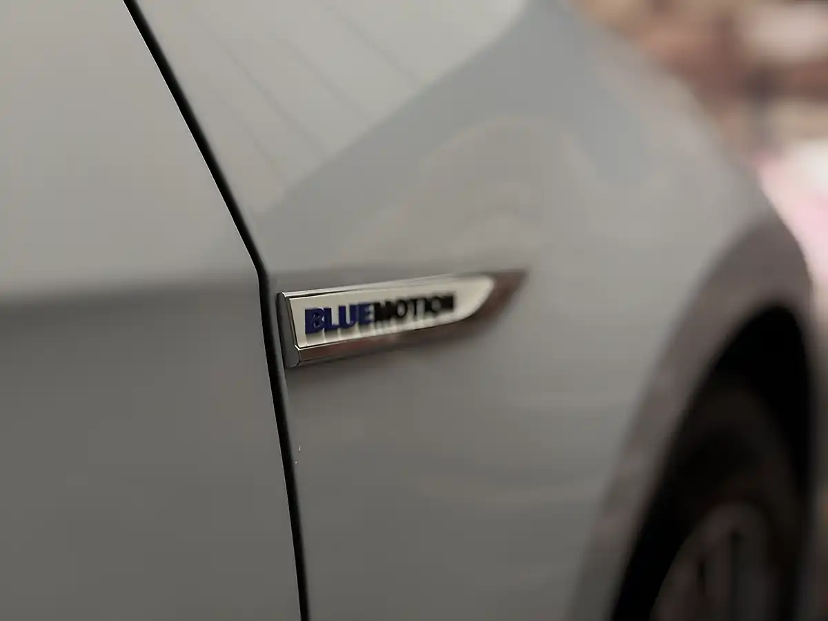 Used 2018 Volkswagen Golf Se Nav Silver - Interior and Exterior details 13