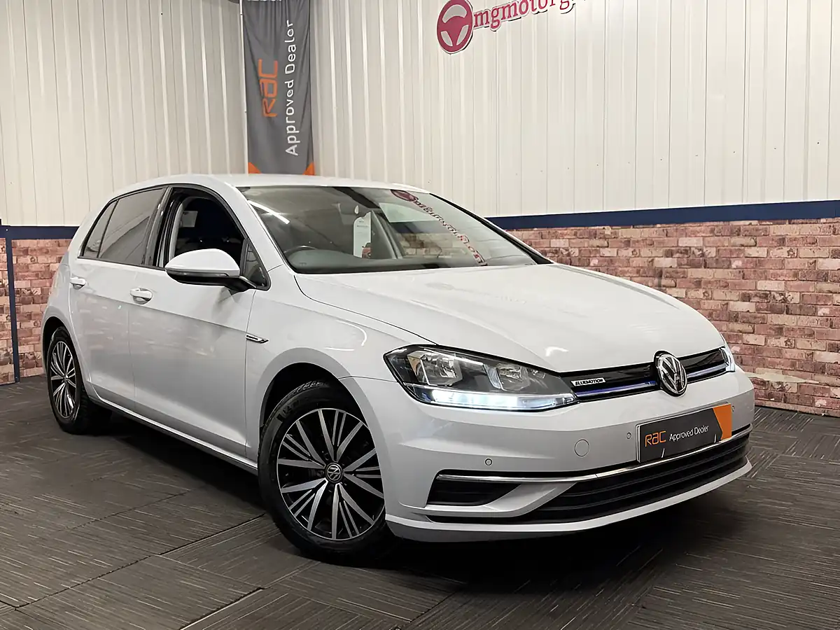 Used 2018 Volkswagen Golf Se Nav Silver - Interior and Exterior details 2