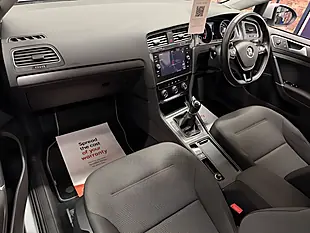 Used 2018 Volkswagen Golf Se Nav Silver - Interior and Exterior details 7