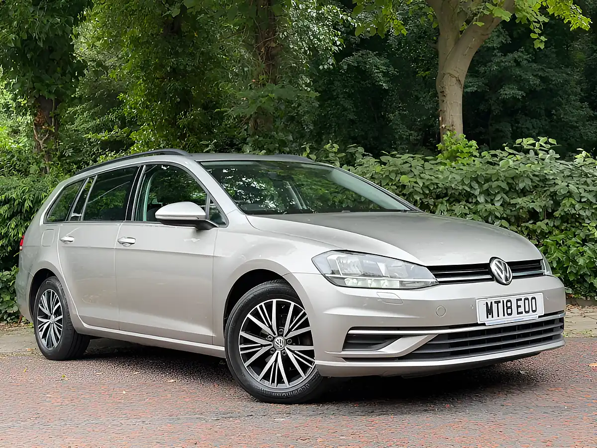 Used 2018 Volkswagen Golf Se Nav Tungsten Silver - Front View