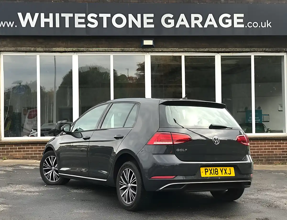 Used 2018 Volkswagen Golf Se Nav Urano Grey - Interior and Exterior details 6