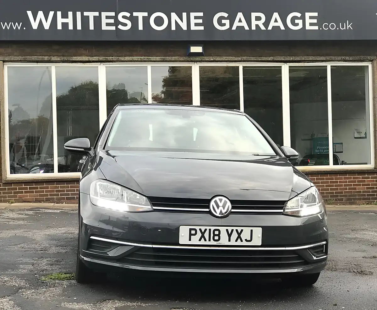 Used 2018 Volkswagen Golf Se Nav Urano Grey - Interior and Exterior details 9