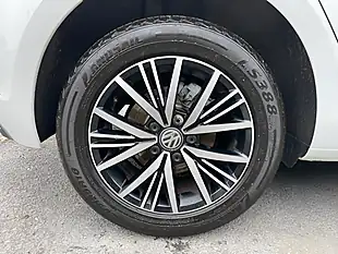 Used 2018 Volkswagen Golf Se Nav White - Interior and Exterior details 11