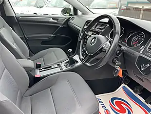 Used 2018 Volkswagen Golf Se Nav White - Interior and Exterior details 12