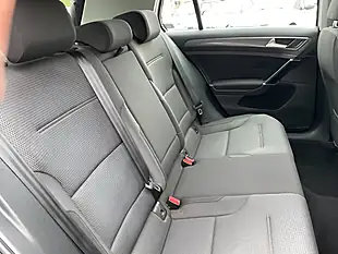 Used 2018 Volkswagen Golf Se Nav White - Interior and Exterior details 13