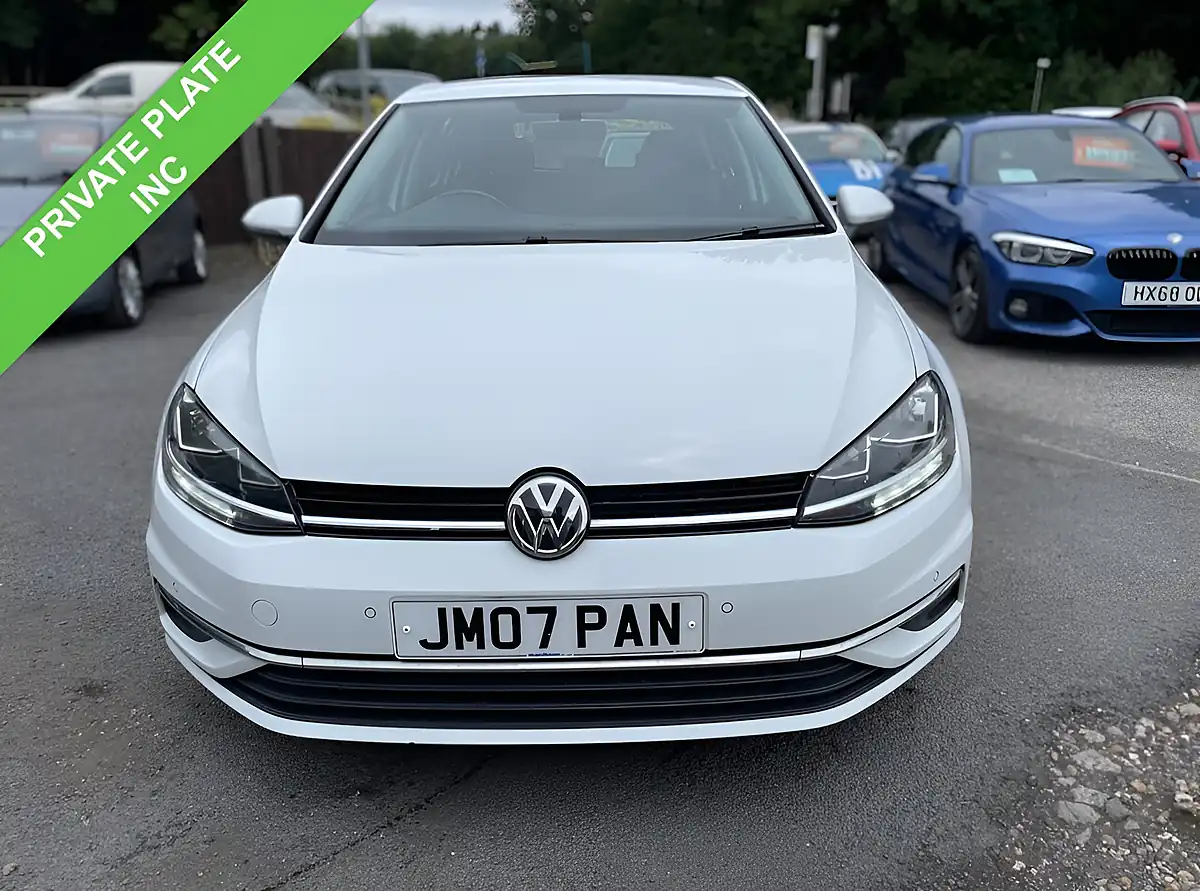 Used 2018 Volkswagen Golf Se Nav White - Interior and Exterior details 3