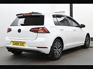 Used 2018 Volkswagen Golf Se Nav White - Interior and Exterior details 16